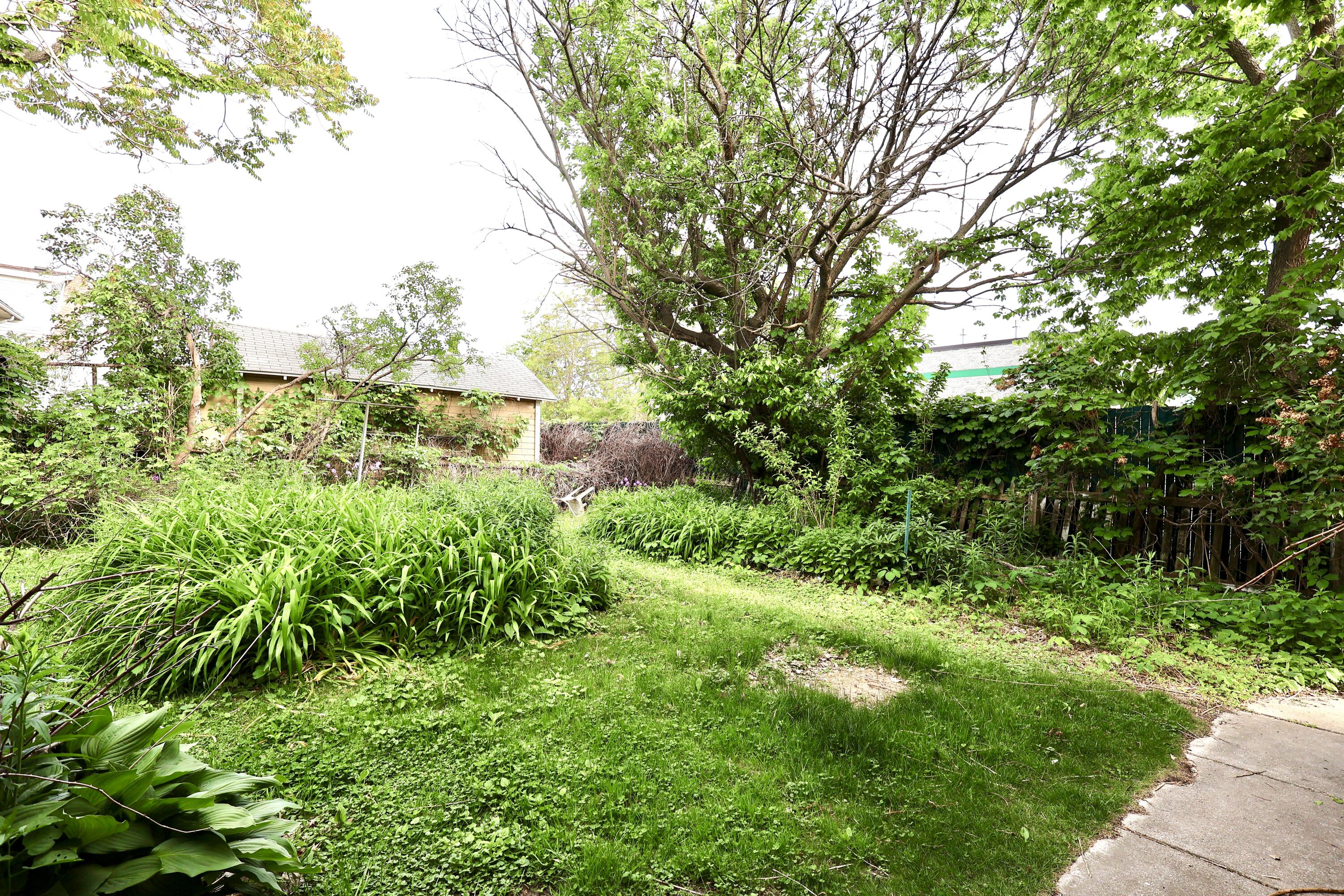 1805 Taylor Avenue Racine, WI 53403 - Photo 22 of 26 IMG_0361
