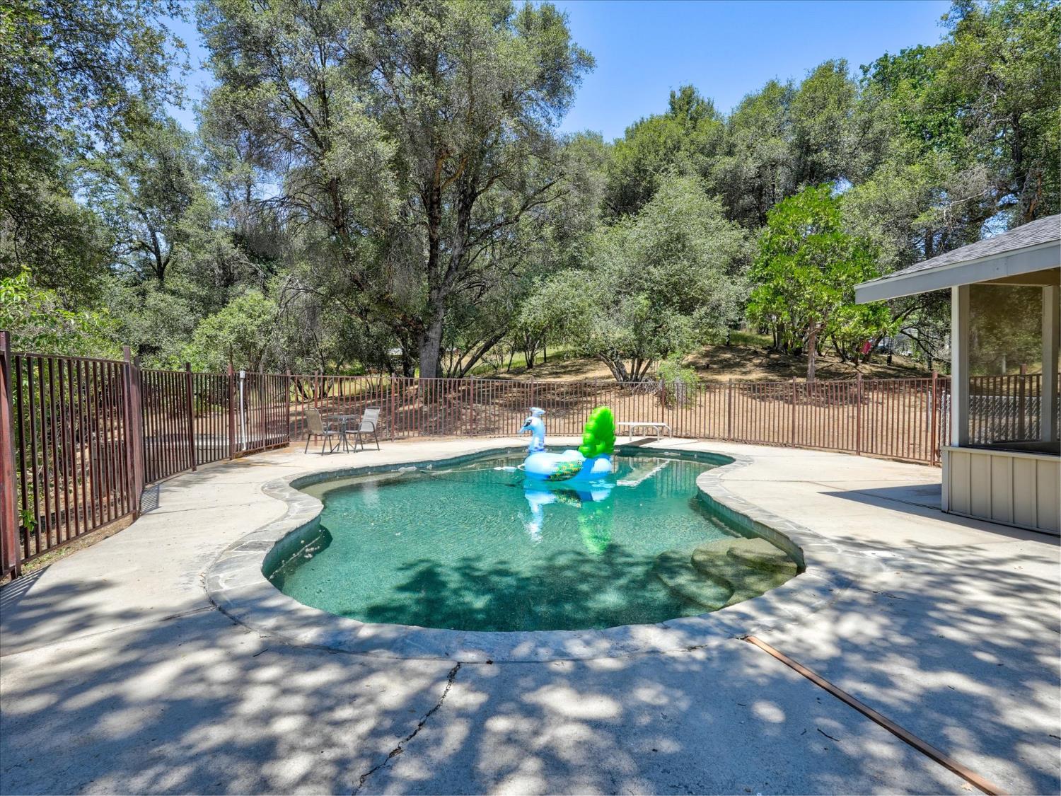 49020 Manzanita Road Oakhurst, CA 93644 - Photo 42 of 61