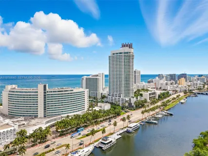 $1,600,000 | 4391 Collins Avenue, Unit 410, Miami Beach, FL 33140