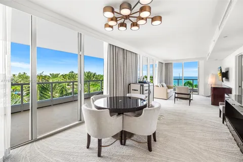 $1,600,000 | 4391 Collins Avenue, Unit 410, Miami Beach, FL 33140