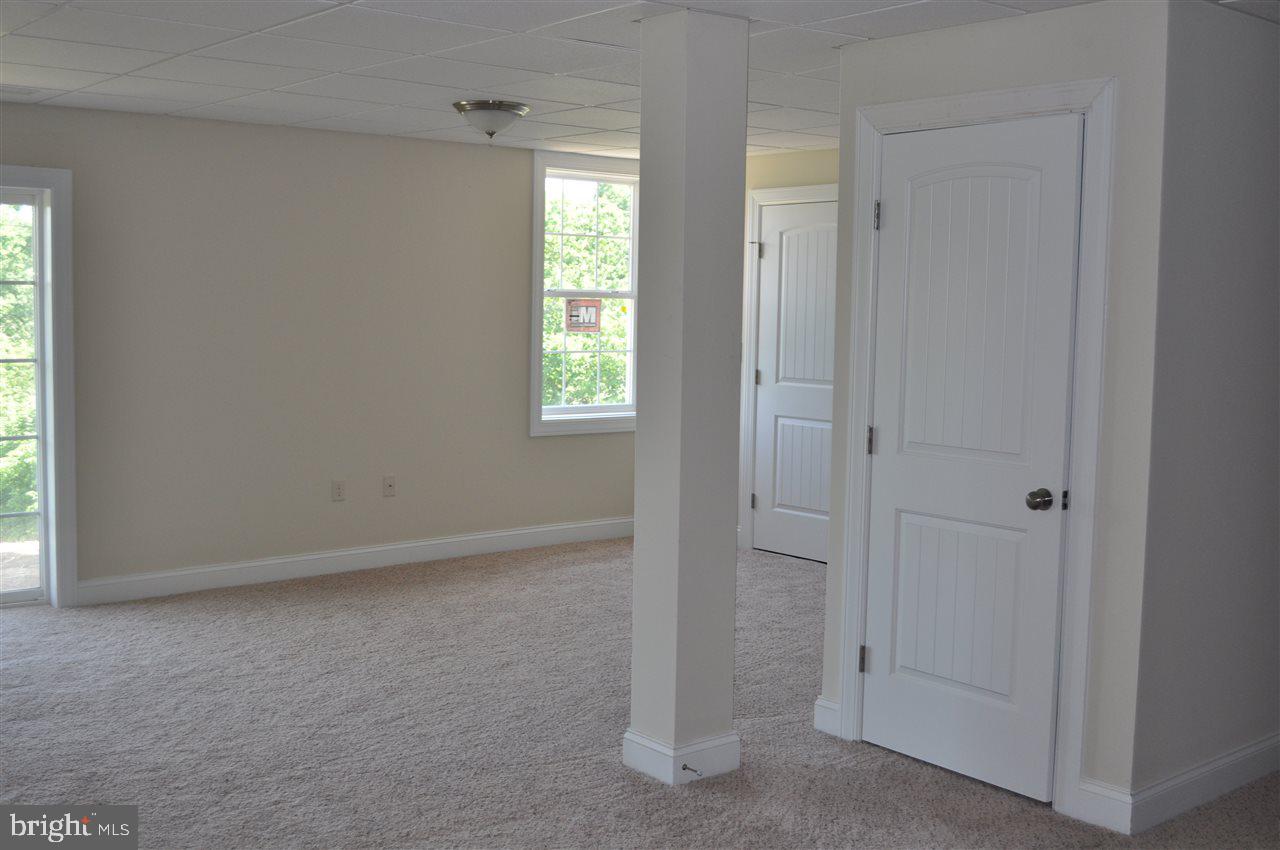 375 Riviera Street Mount Wolf, PA 17347 - Photo 15 of 30 Gallery Image 15