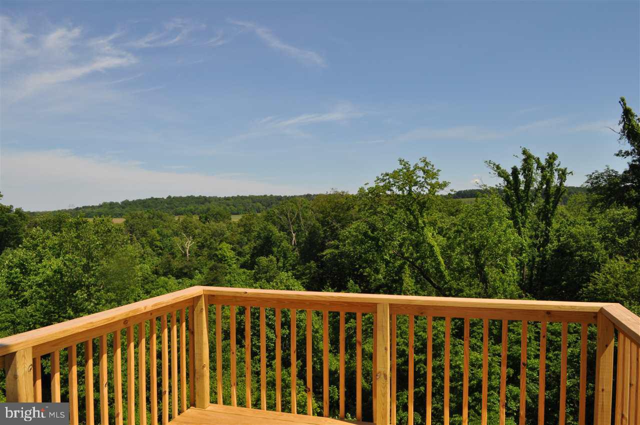 375 Riviera Street Mount Wolf, PA 17347 - Photo 17 of 30 Gallery Image 17