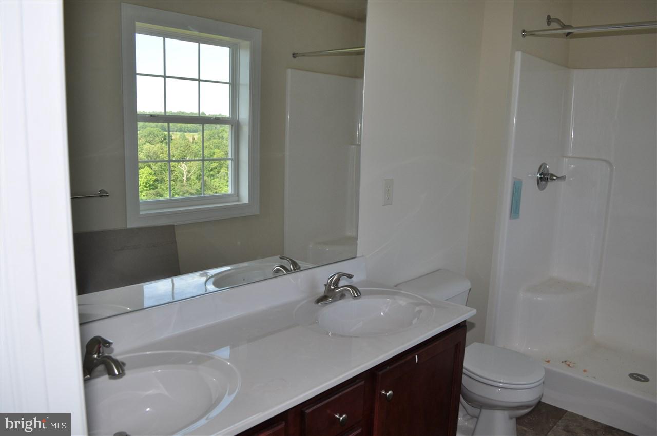 375 Riviera Street Mount Wolf, PA 17347 - Photo 24 of 30 Gallery Image 24