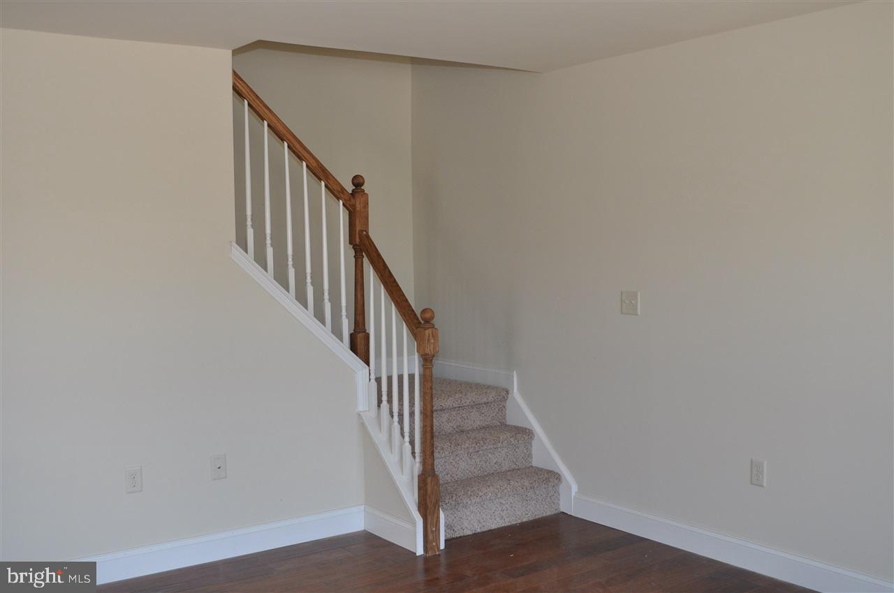 375 Riviera Street Mount Wolf, PA 17347 - Photo 6 of 30 Gallery Image 6