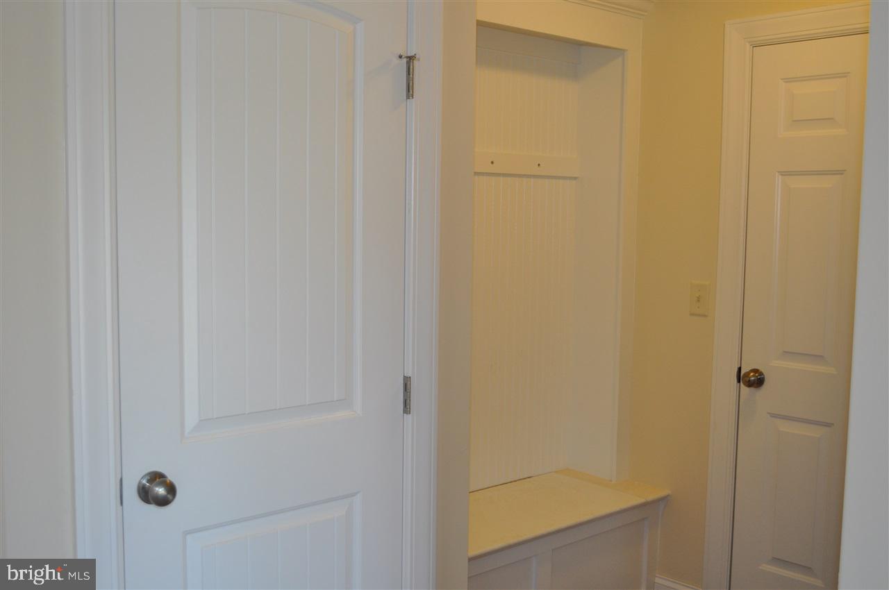 375 Riviera Street Mount Wolf, PA 17347 - Photo 10 of 30 Gallery Image 10