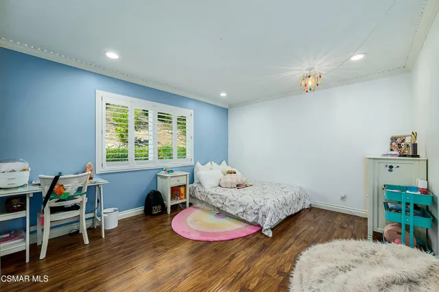 a room with furniture and windows