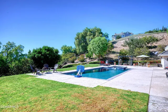 $2,000,000 | 3021 Palo Verde Circle, Camarillo, CA 93012