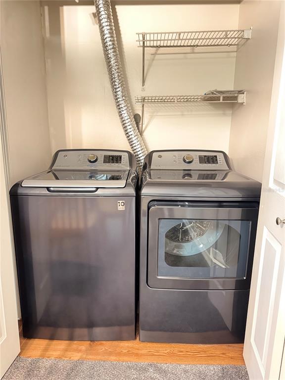 1550 South Belcher Road, Unit 335 Clearwater, FL 33764 - Photo 8 of 21 a close view of a fireplace in a room