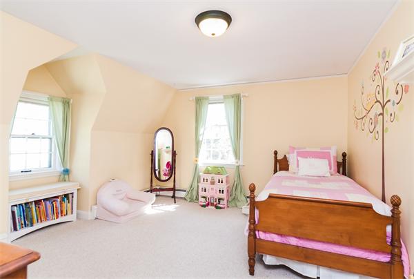 55 Nathan Road Newton, MA 02459 - Photo 8 of 12 Gallery Image 8