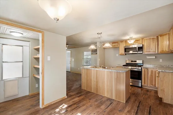 $1,450 | 11411 North 91st Avenue, Unit LOT 110, Peoria, AZ 85345