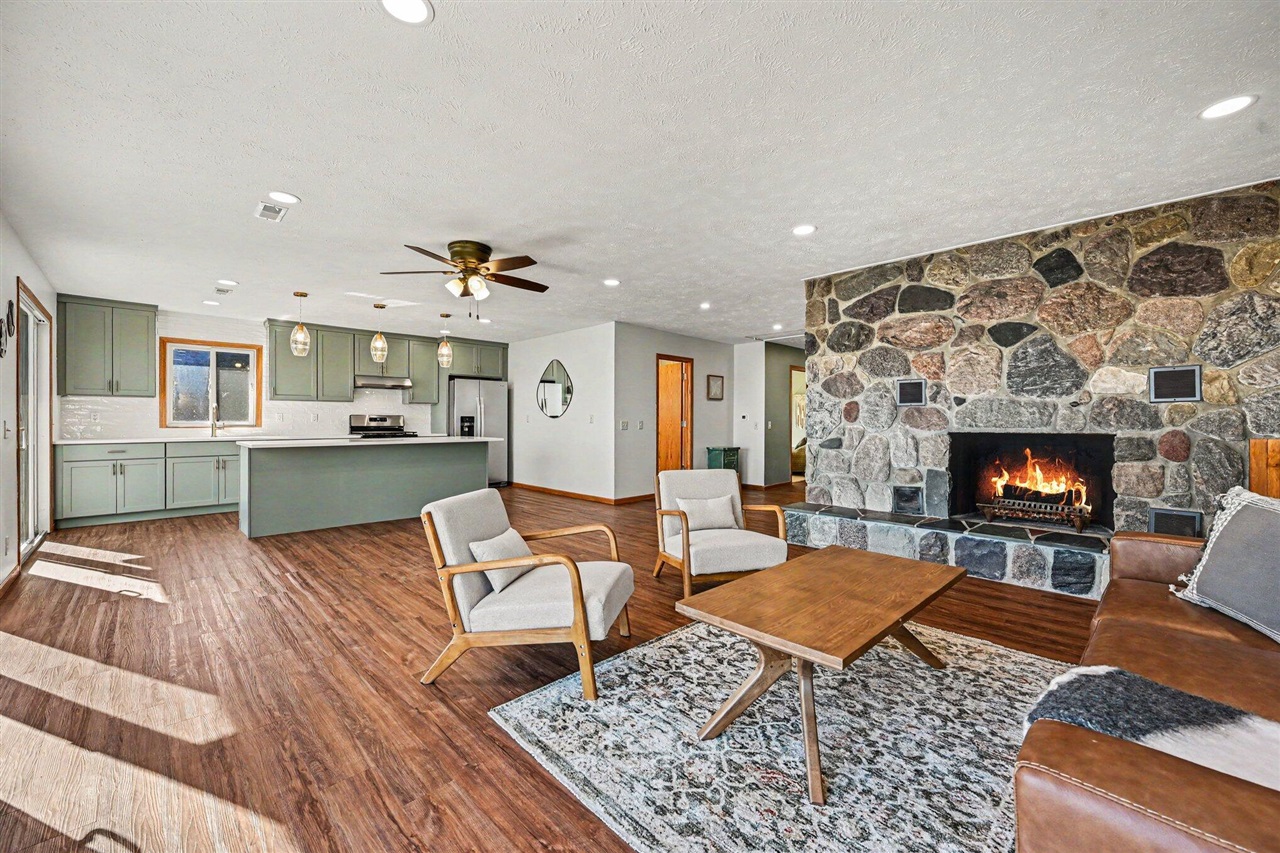 11633 Marsh Road Shelbyville, MI 49344 - Photo 5 of 31