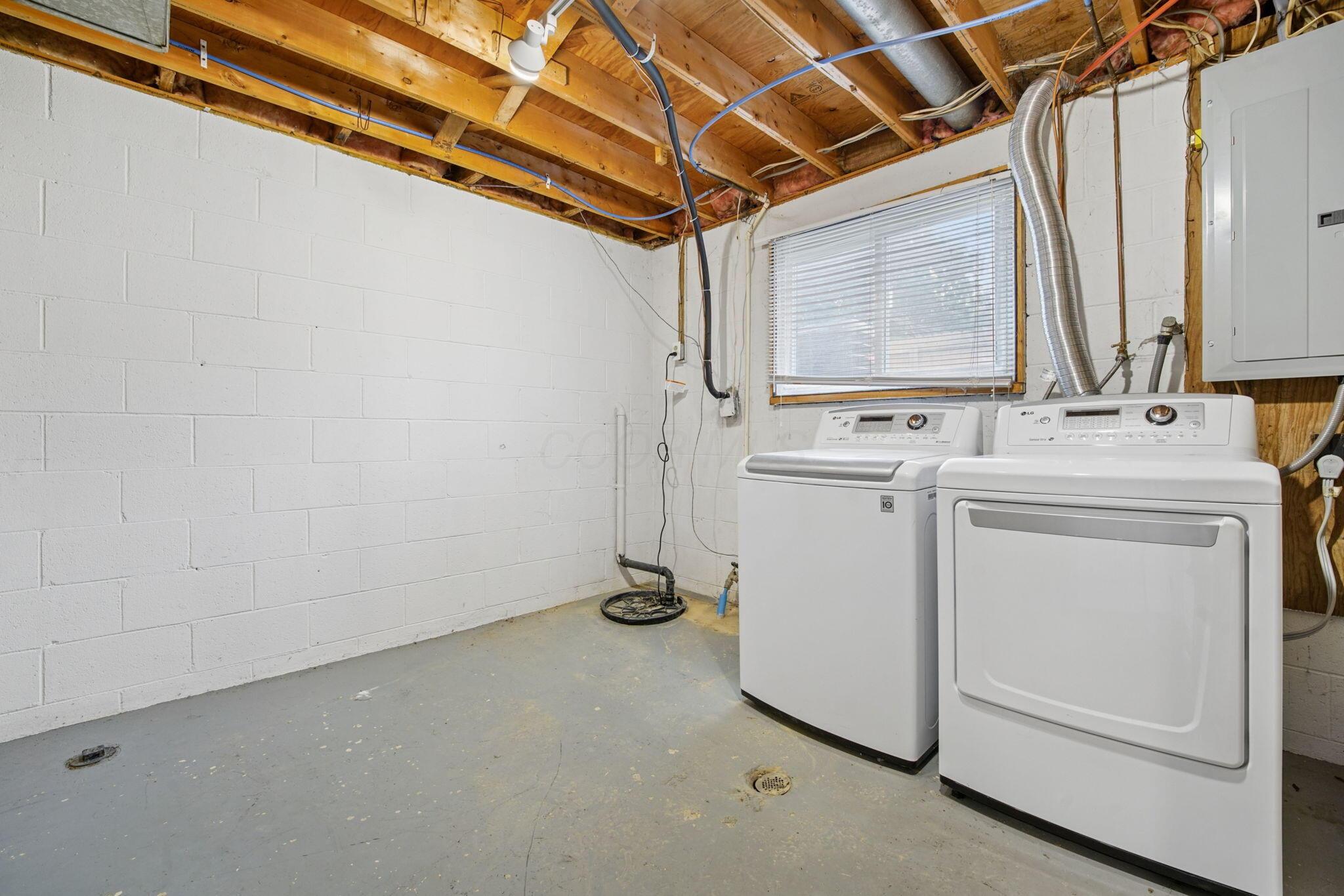 4909 Dunlap Road Columbus, OH 43229 - Photo 24 of 38 24-web-or-mls-4909-dunlap-rd