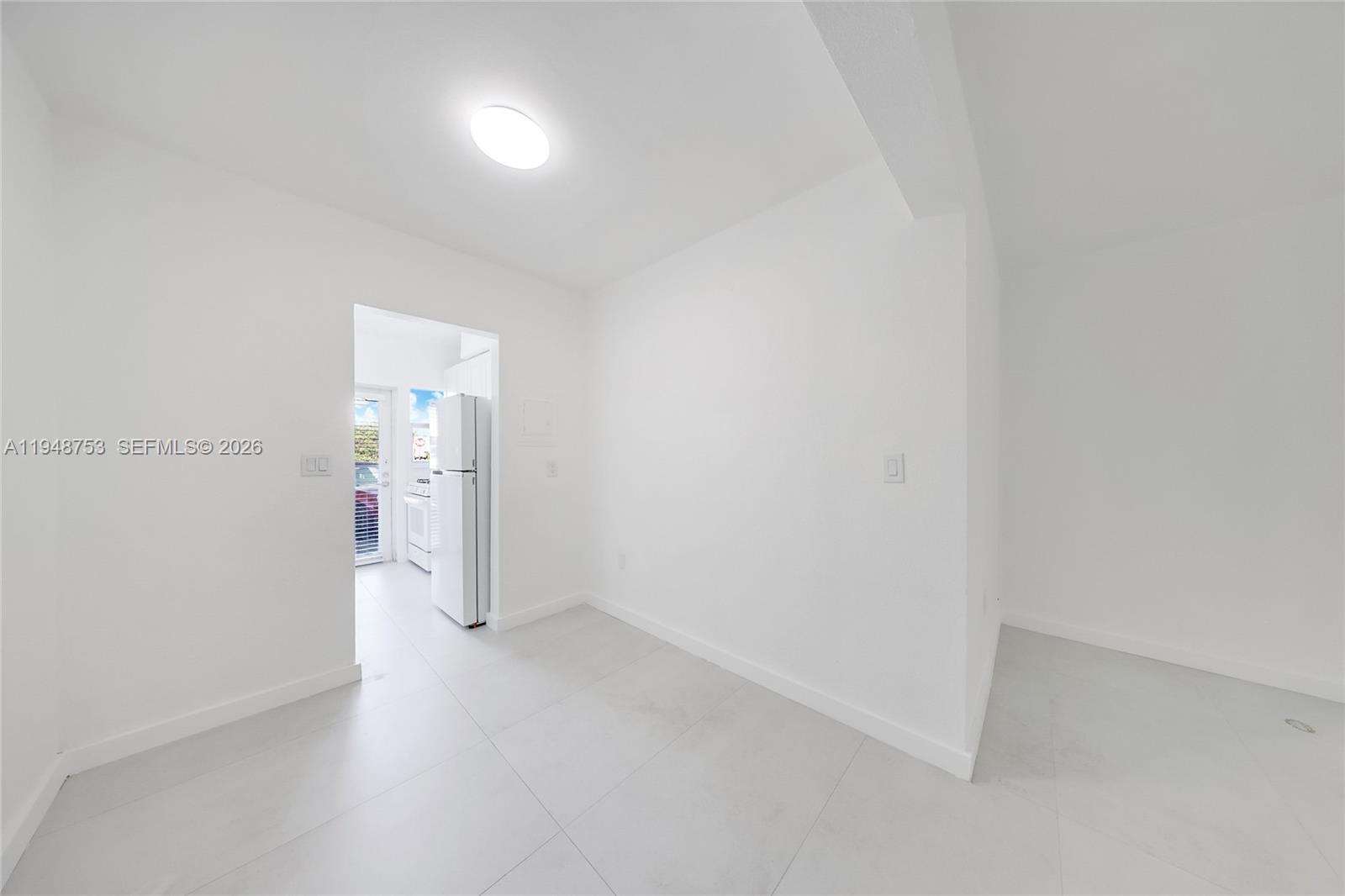 6930 Rue Versailles Drive, Unit 10 Miami Beach, FL 33141 - Photo 18 of 21