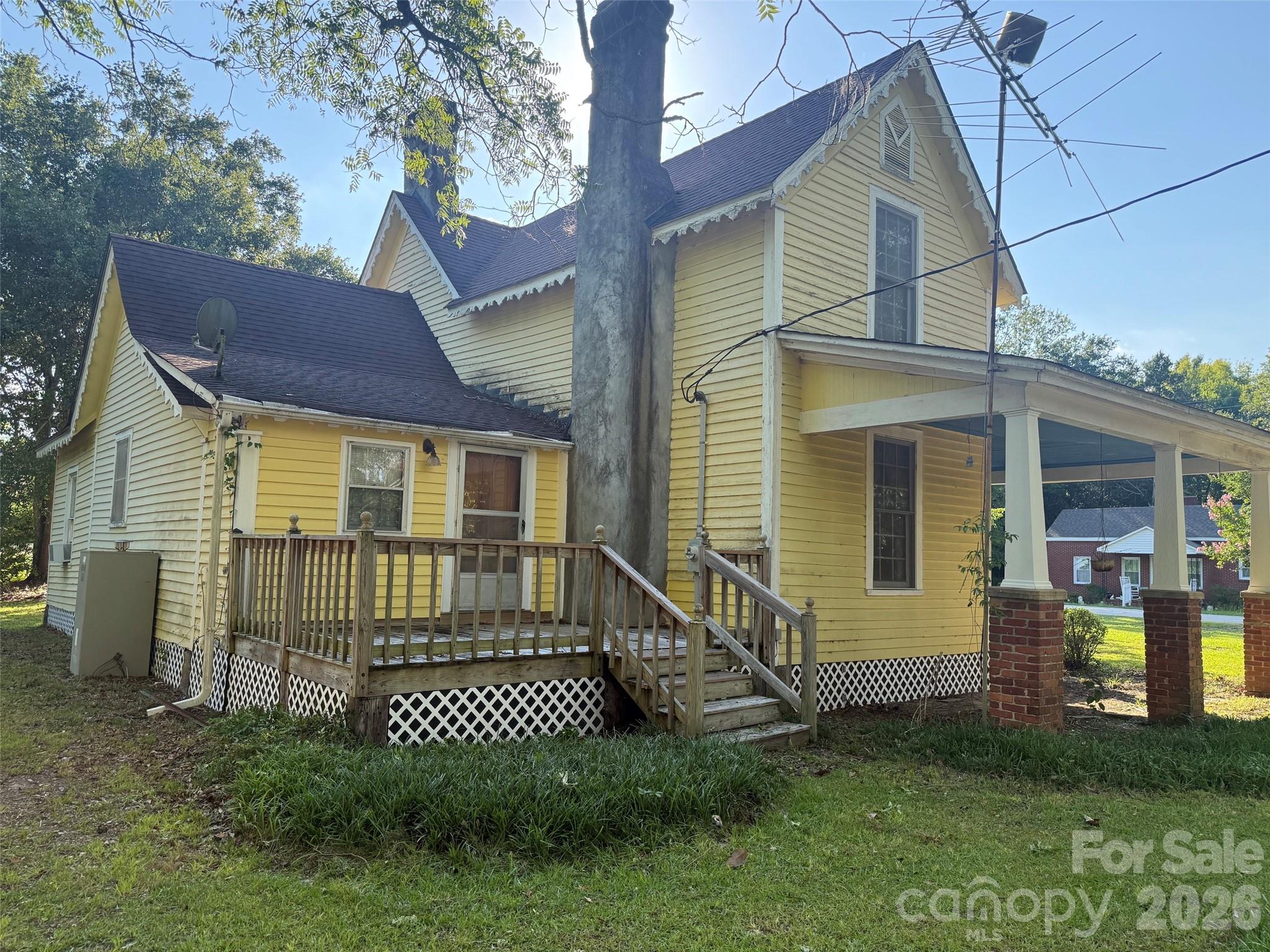 1801 Overbrook Road Kershaw, SC 29067 - Photo 4 of 28 Gallery Image 4