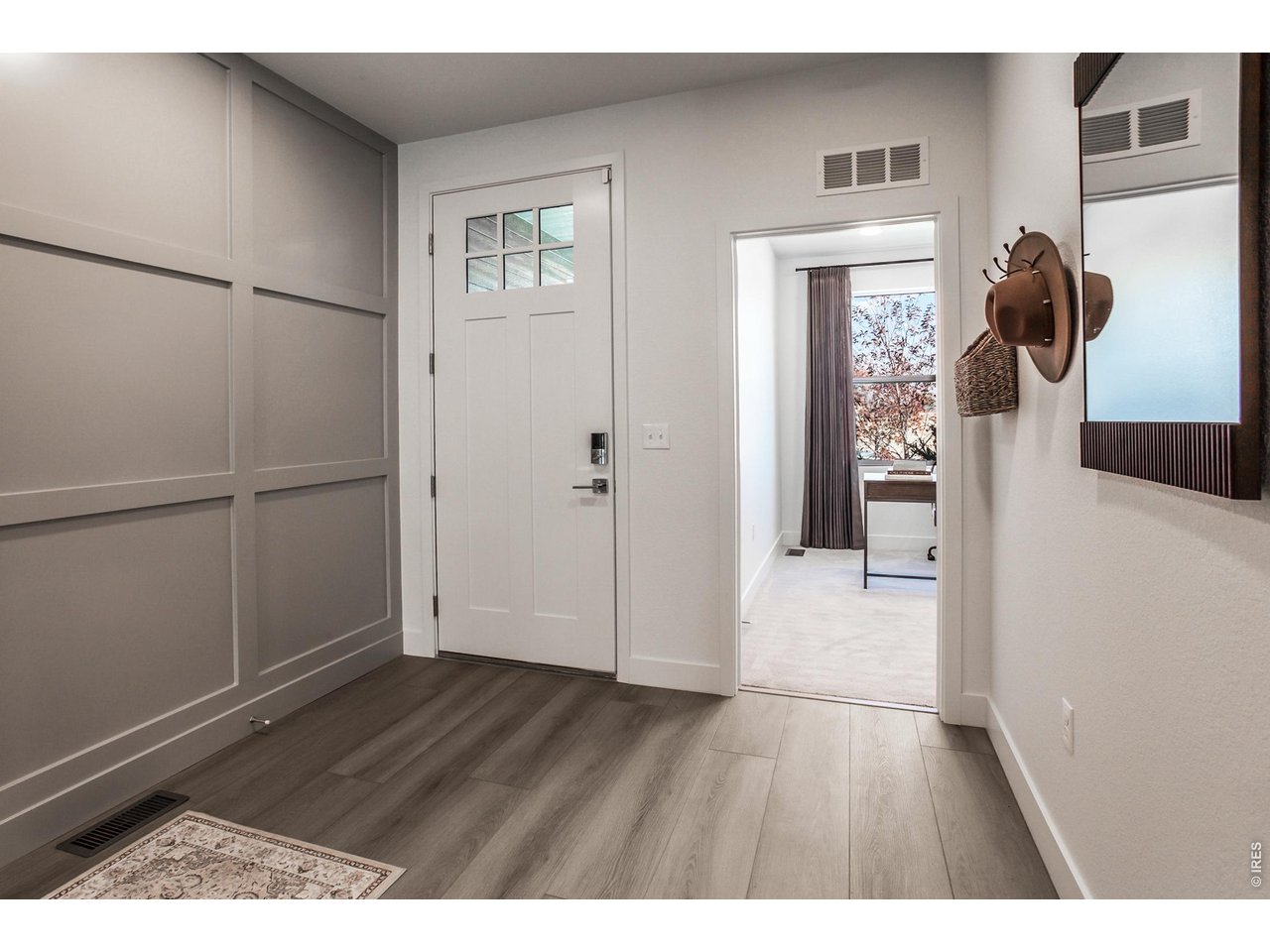 6116 Gault Road Timnath, CO 80547 - Photo 2 of 46 Entryway