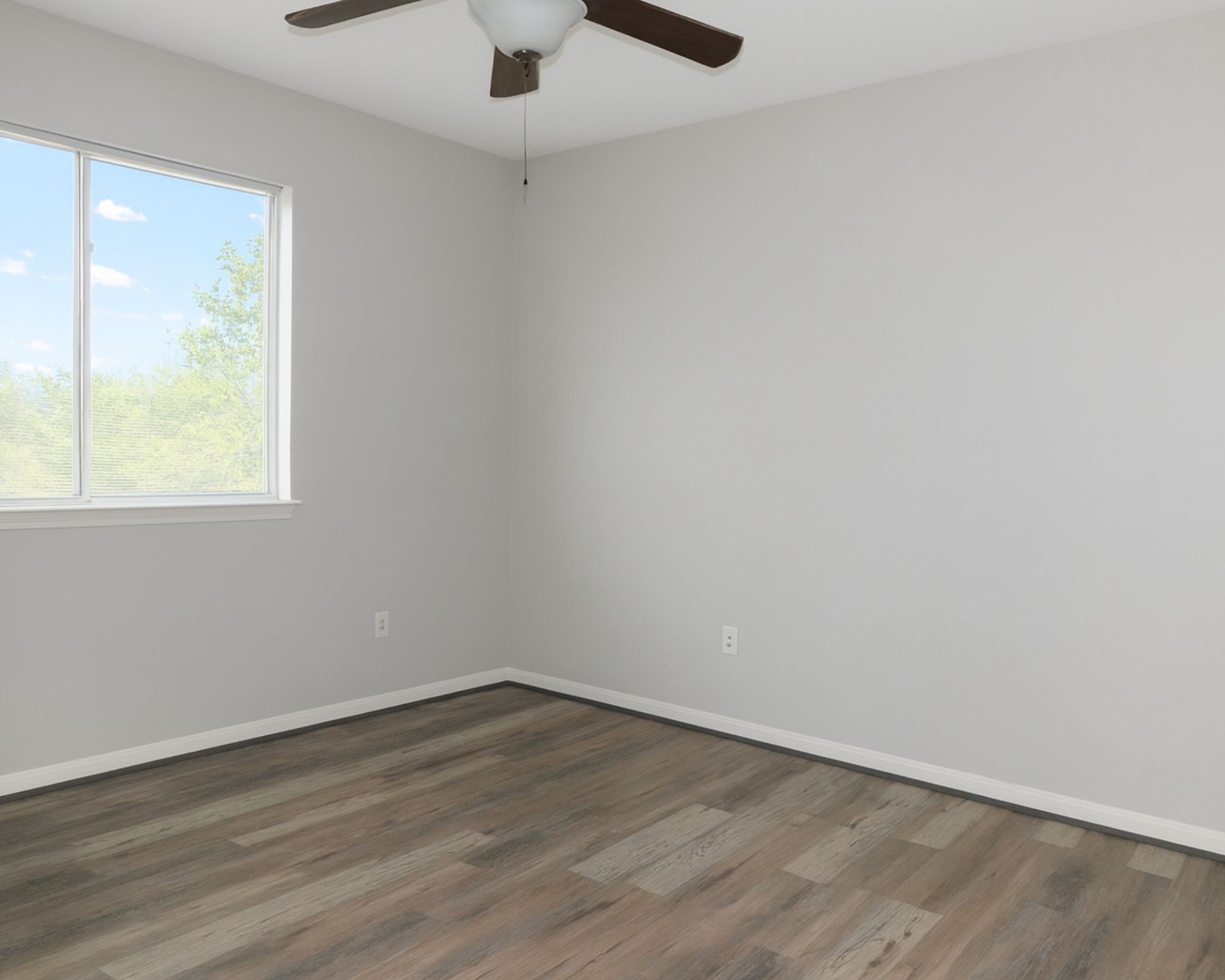 29322 Fox River Drive Spring, TX 77386 - Photo 19 of 24 Bedroom 2