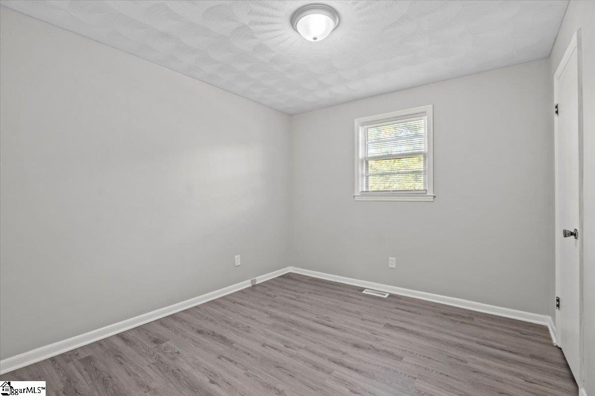 161 Oak Street Boiling Springs, SC 29316 - Photo 21 of 36