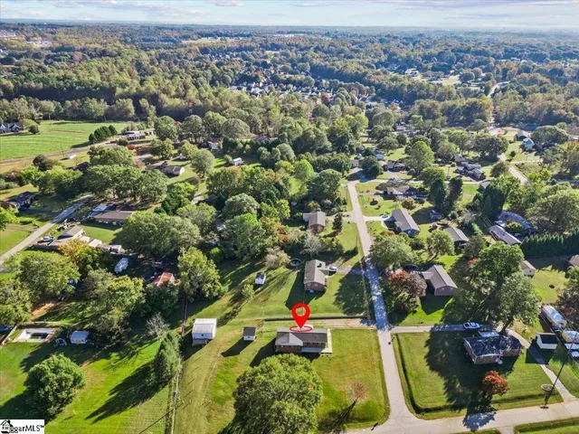 $217,000 | 161 Oak Street, Boiling Springs, SC 29316