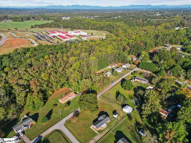 $217,000 | 161 Oak Street, Boiling Springs, SC 29316