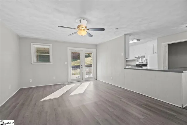 $217,000 | 161 Oak Street, Boiling Springs, SC 29316