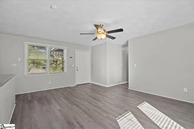 $217,000 | 161 Oak Street, Boiling Springs, SC 29316