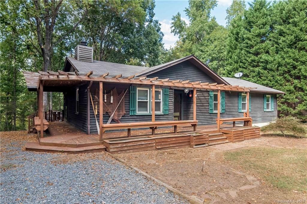 13740 Woody Point Road, Unit 19 Charlotte, NC 28278 - Photo 1 of 18 Gallery Image 1