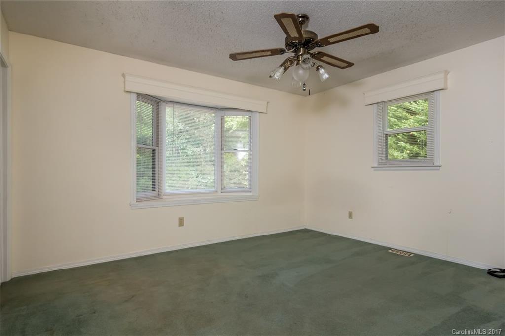 13740 Woody Point Road, Unit 19 Charlotte, NC 28278 - Photo 10 of 18 Gallery Image 10