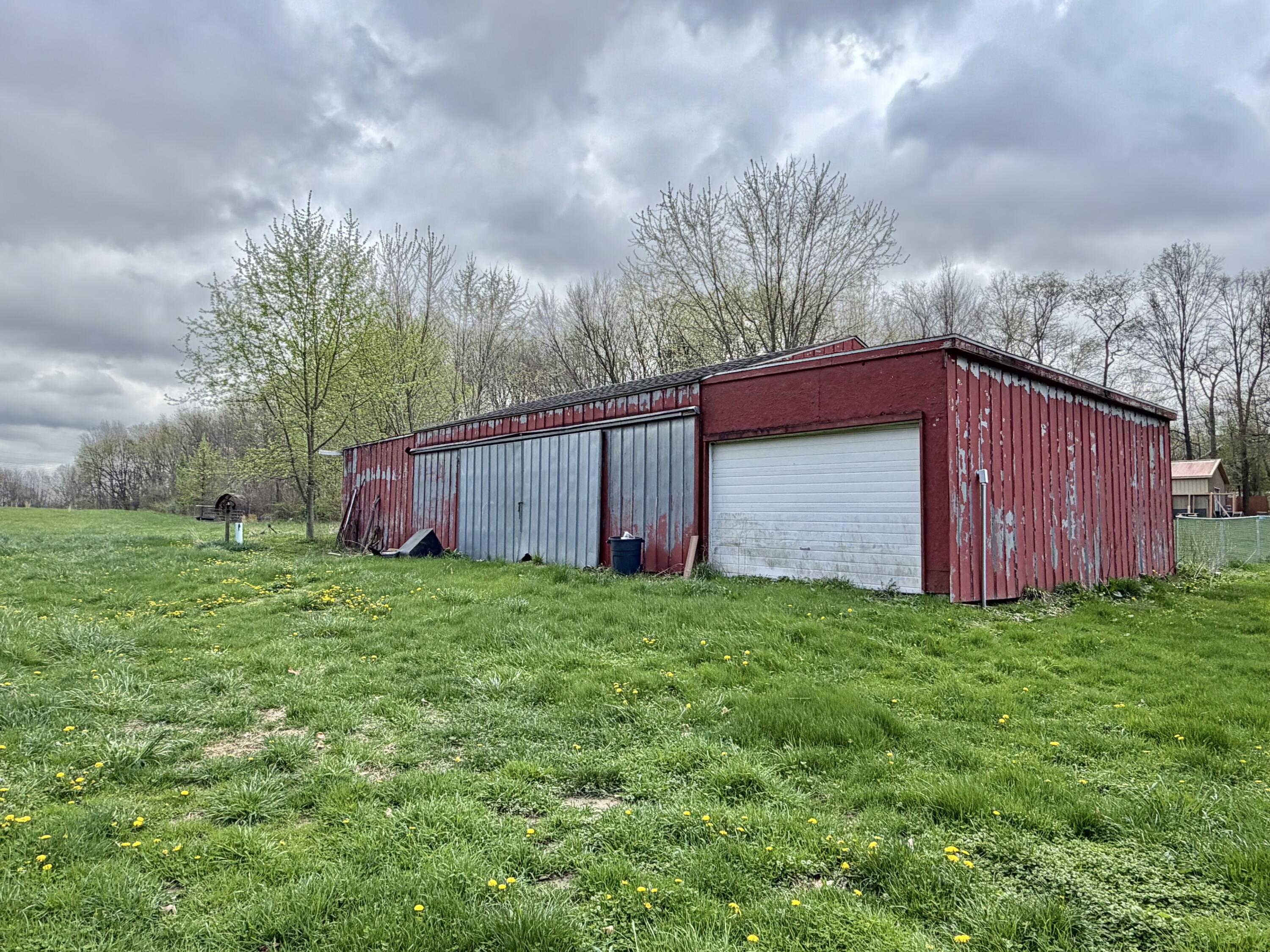 757 North County Line Road Westville, IN 46391 - Photo 8 of 15 3000x2250