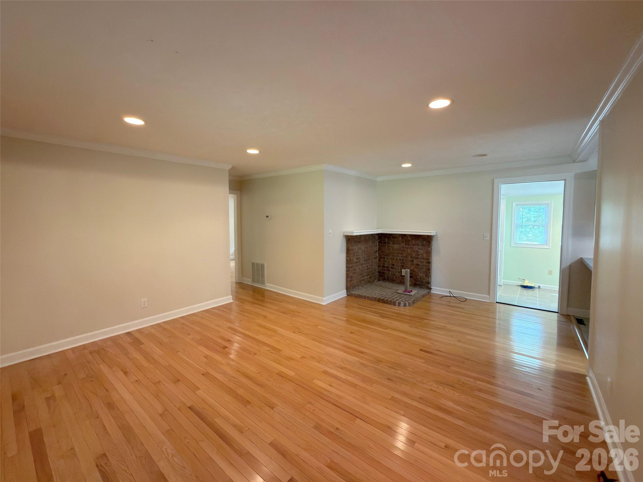 22 McMinn Road Hendersonville, NC 28792 - Photo 15 of 38