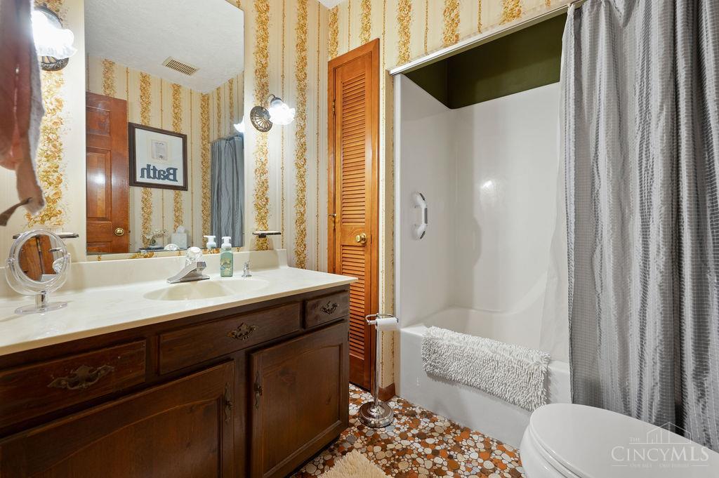 11049 Flora Road Harrison, OH 45030 - Photo 17 of 42 Gallery Image 17