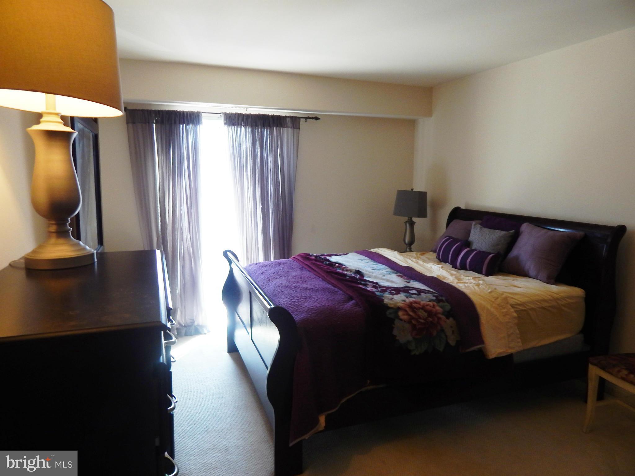 6151 Edsall Road, Unit J Alexandria, VA 22304 - Photo 9 of 13 Bedroom (Master)