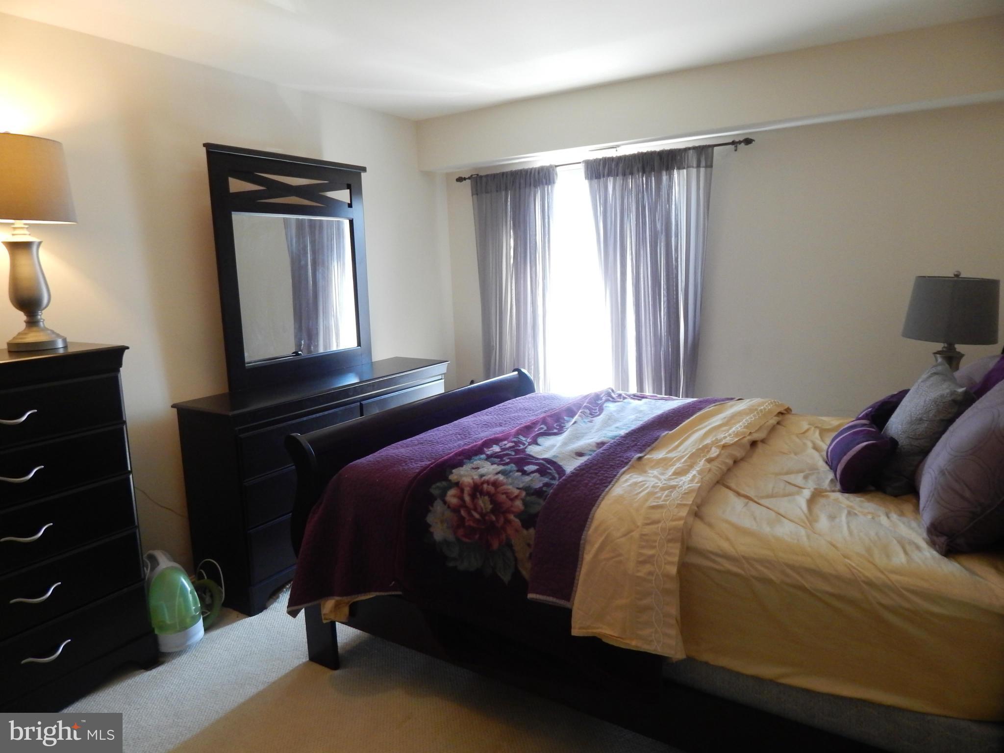 6151 Edsall Road, Unit J Alexandria, VA 22304 - Photo 10 of 13 Bedroom (Master)