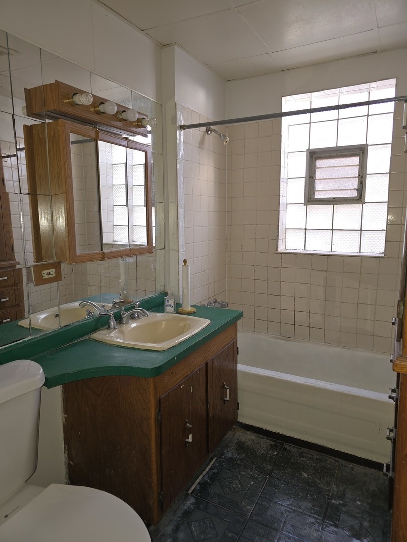 7515 South Green Street Chicago, IL 60620 - Photo 16 of 24