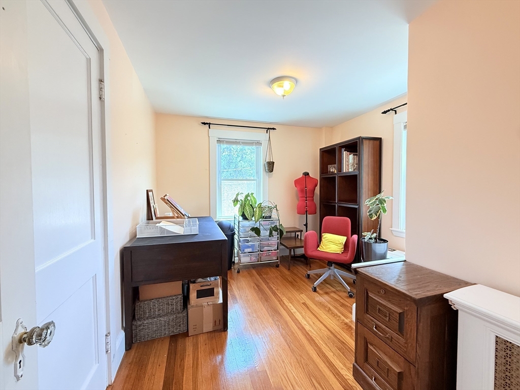 139 Oakdale Road Newton, MA 02461 - Photo 19 of 36