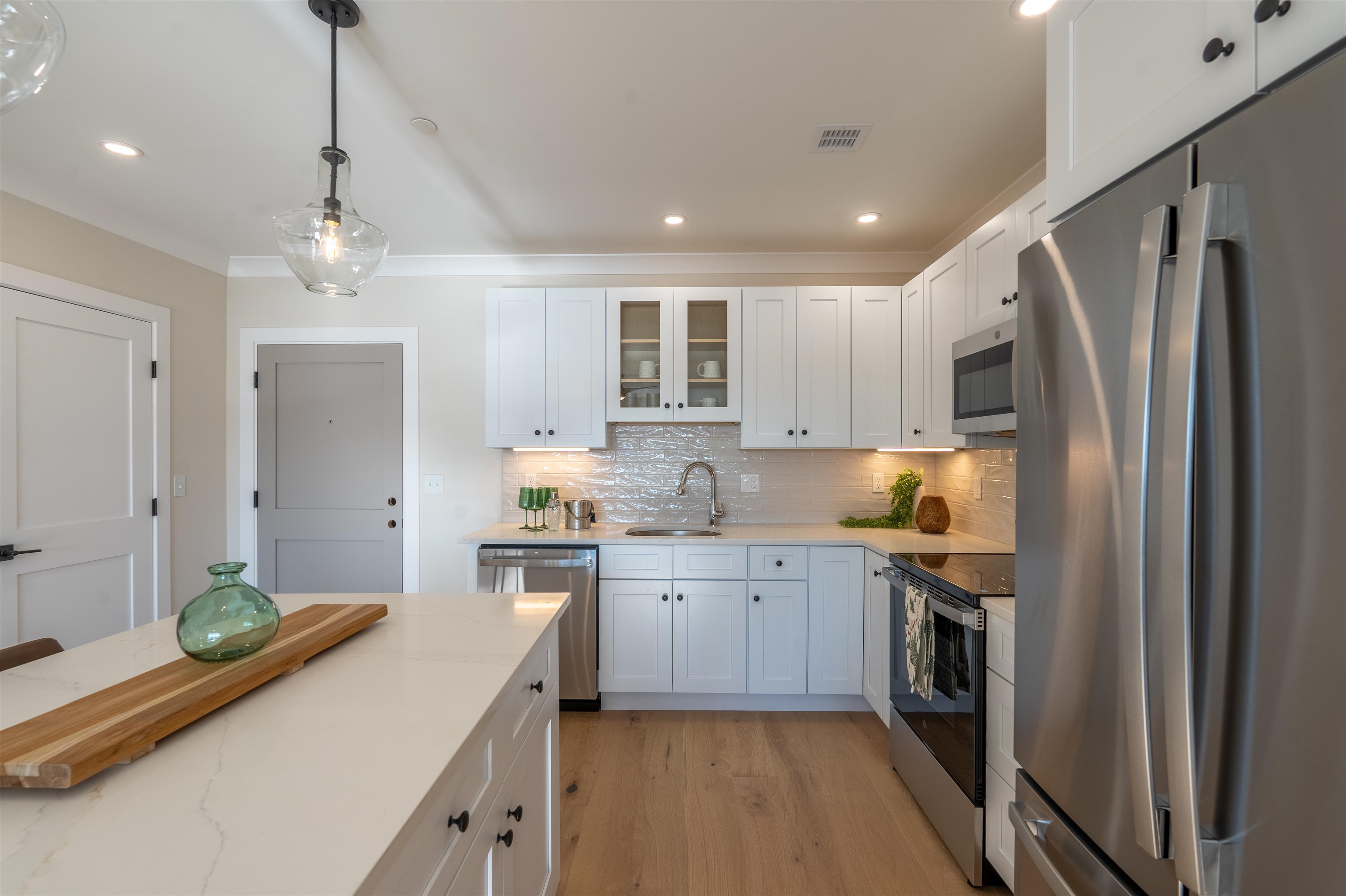 815 Lafayette Road, Unit 102 Portsmouth, NH 03801 - Photo 18 of 28