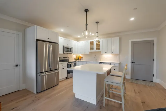 $3,600 | 815 Lafayette Road, Unit 102, Portsmouth, NH 03801