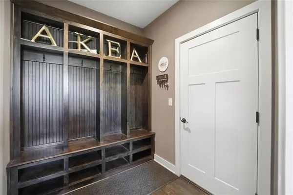 $1,300,000 | 10509 North Hedges Avenue, Kansas City, MO 64157