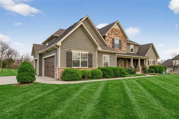 $1,300,000 | 10509 North Hedges Avenue, Kansas City, MO 64157