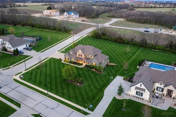 $1,300,000 | 10509 North Hedges Avenue, Kansas City, MO 64157