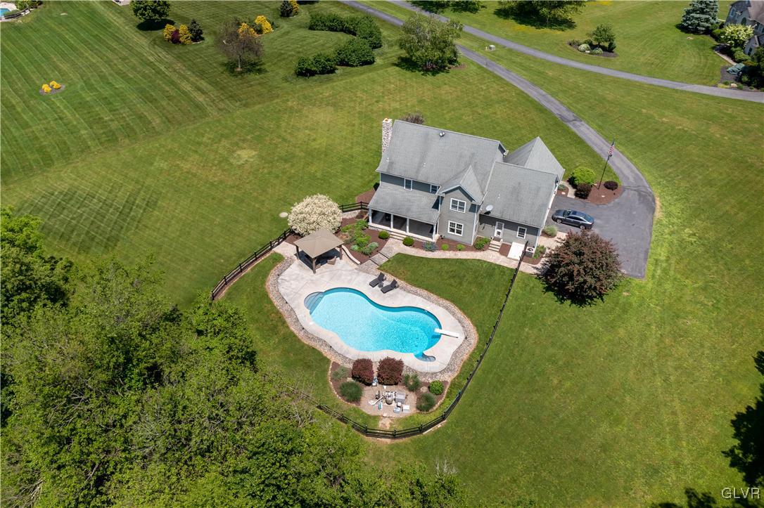 321 Meyer Road Nazareth, PA 18064 - Photo 3 of 44 swimming pool with a garden