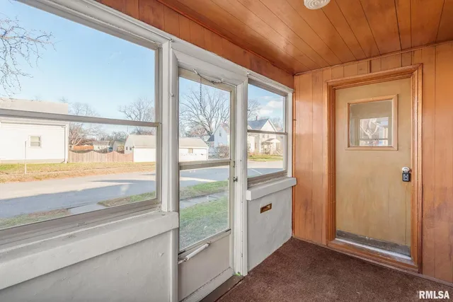 a view of an entryway