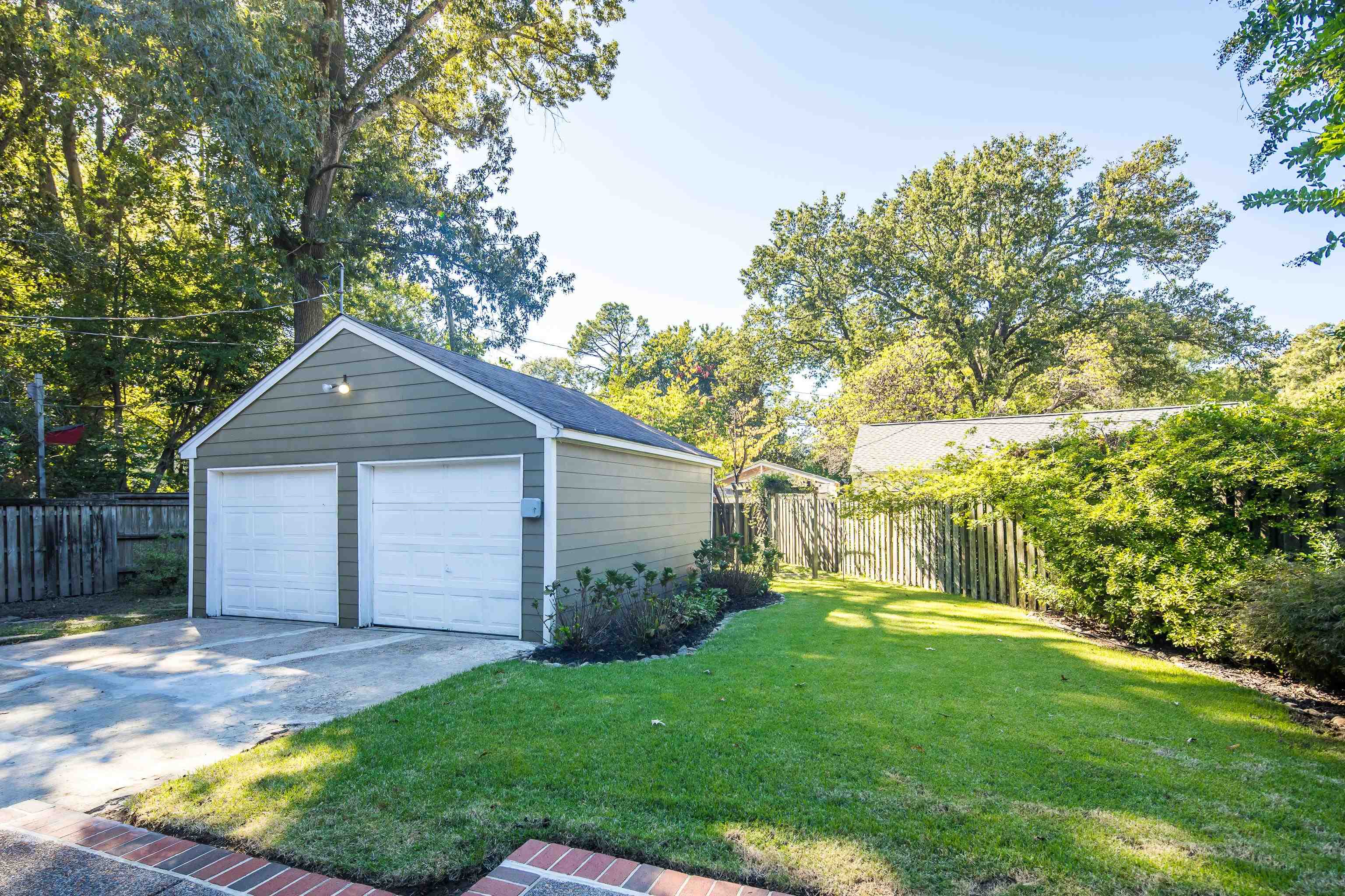 73 North Goodlett Street Memphis, TN 38117 - Photo 30 of 36 a view of a yard in front view of a house