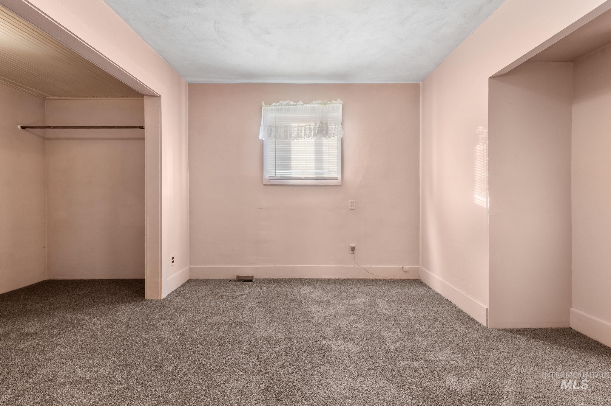 1450 Elm Street Clarkston, WA 99403 - Photo 6 of 50