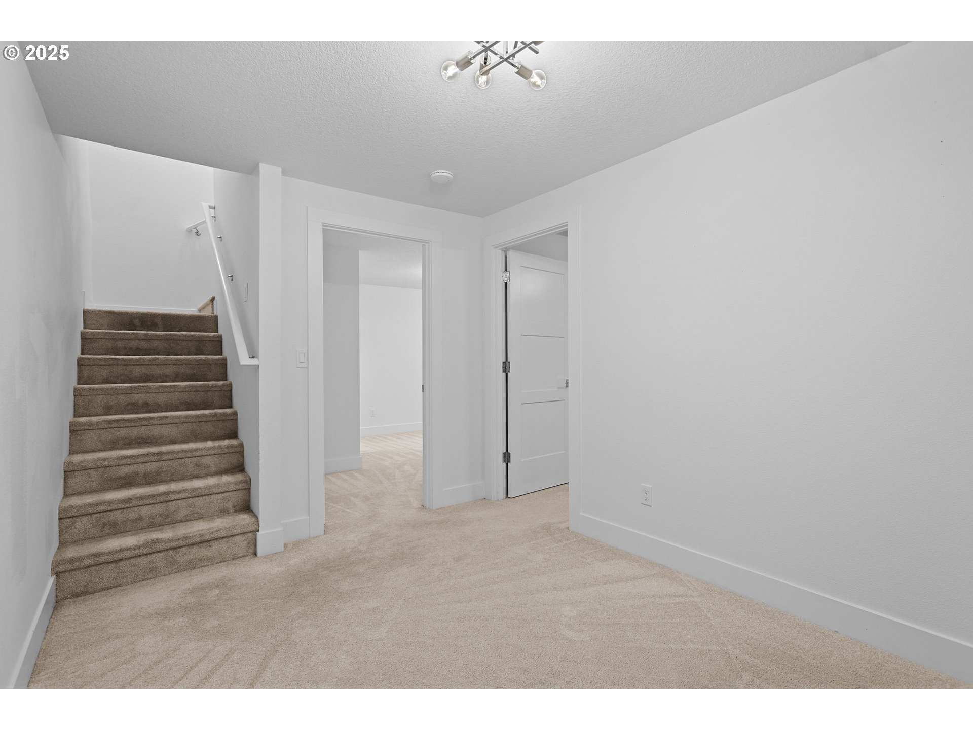 207 Phoenix Way Vancouver, WA 98661 - Photo 39 of 48 a view of an empty room with stairs