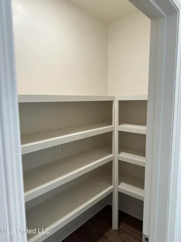 $290,000 | 947 Riverside Lane, Pearl, MS 39208