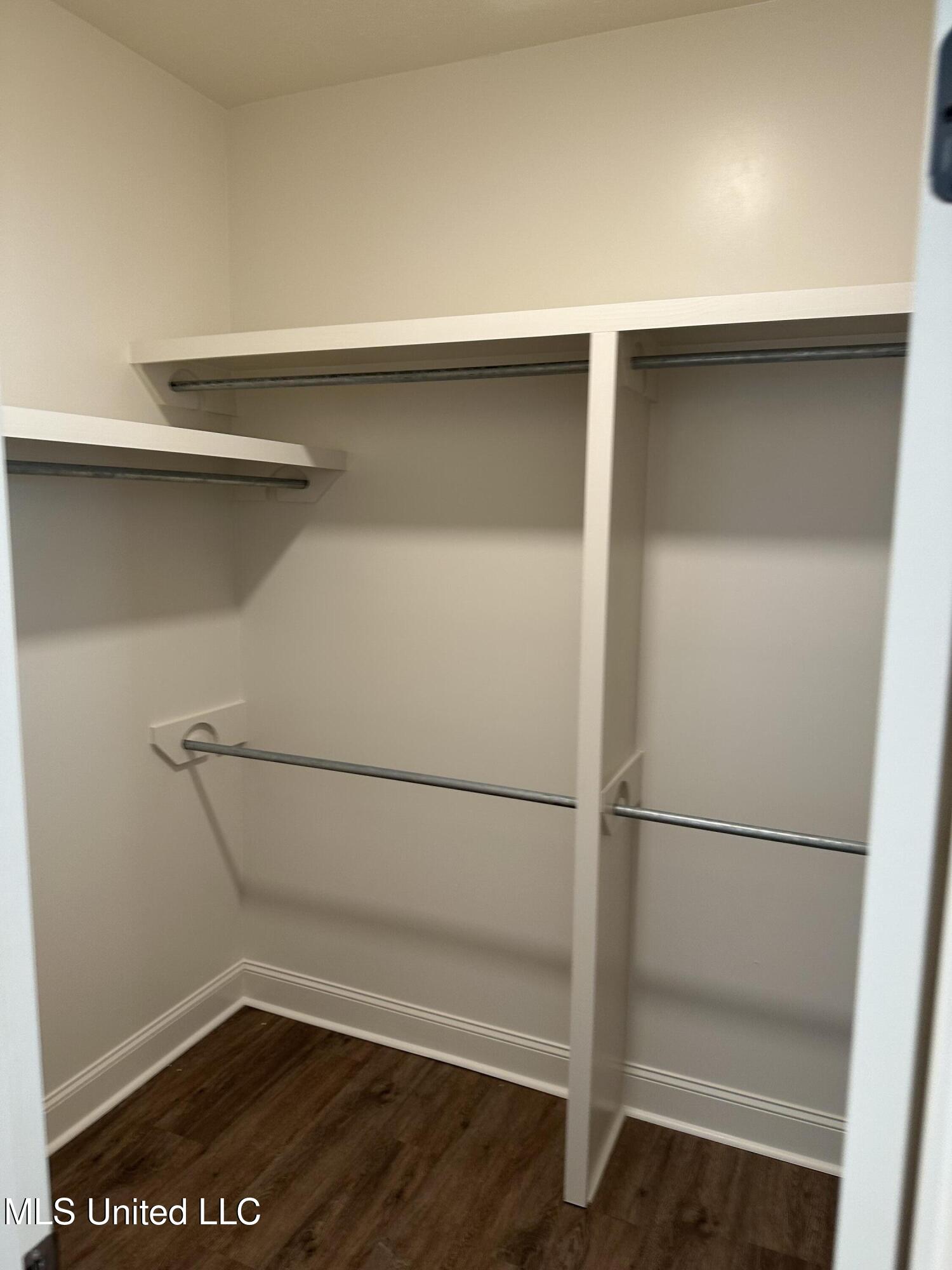 947 Riverside Lane Pearl, MS 39208 - Photo 6 of 10 IMG_1948