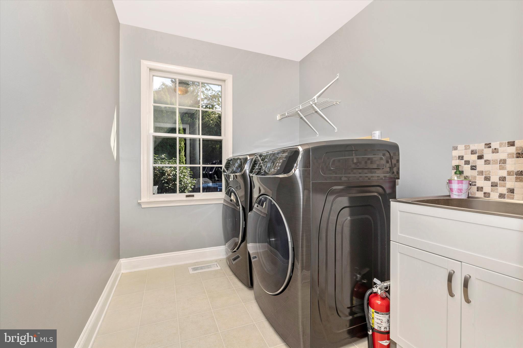 3485 Lawndale Road Reisterstown, MD 21136 - Photo 26 of 59 Closed off Mud Room