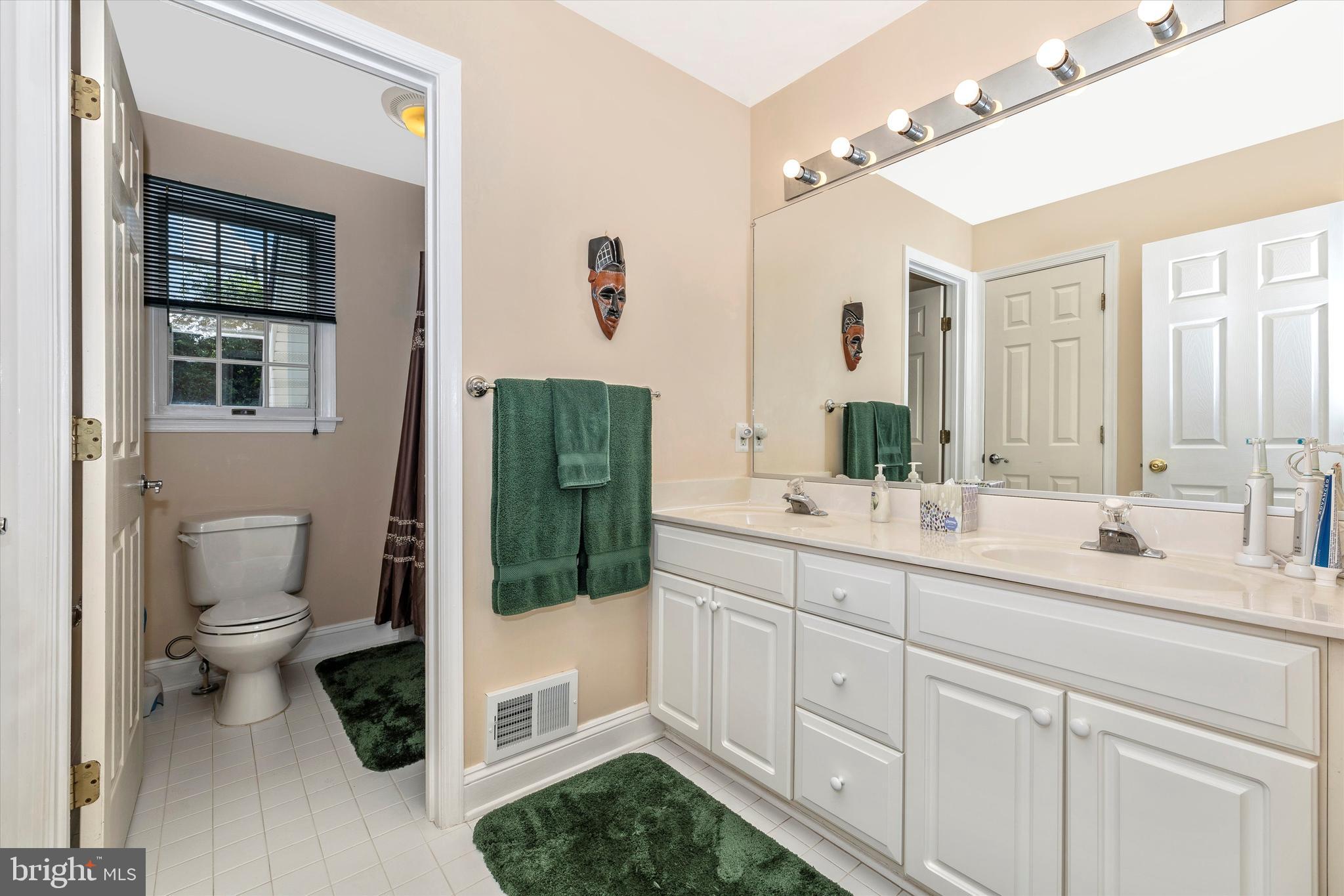 3485 Lawndale Road Reisterstown, MD 21136 - Photo 37 of 59 Upper Level Bathroom