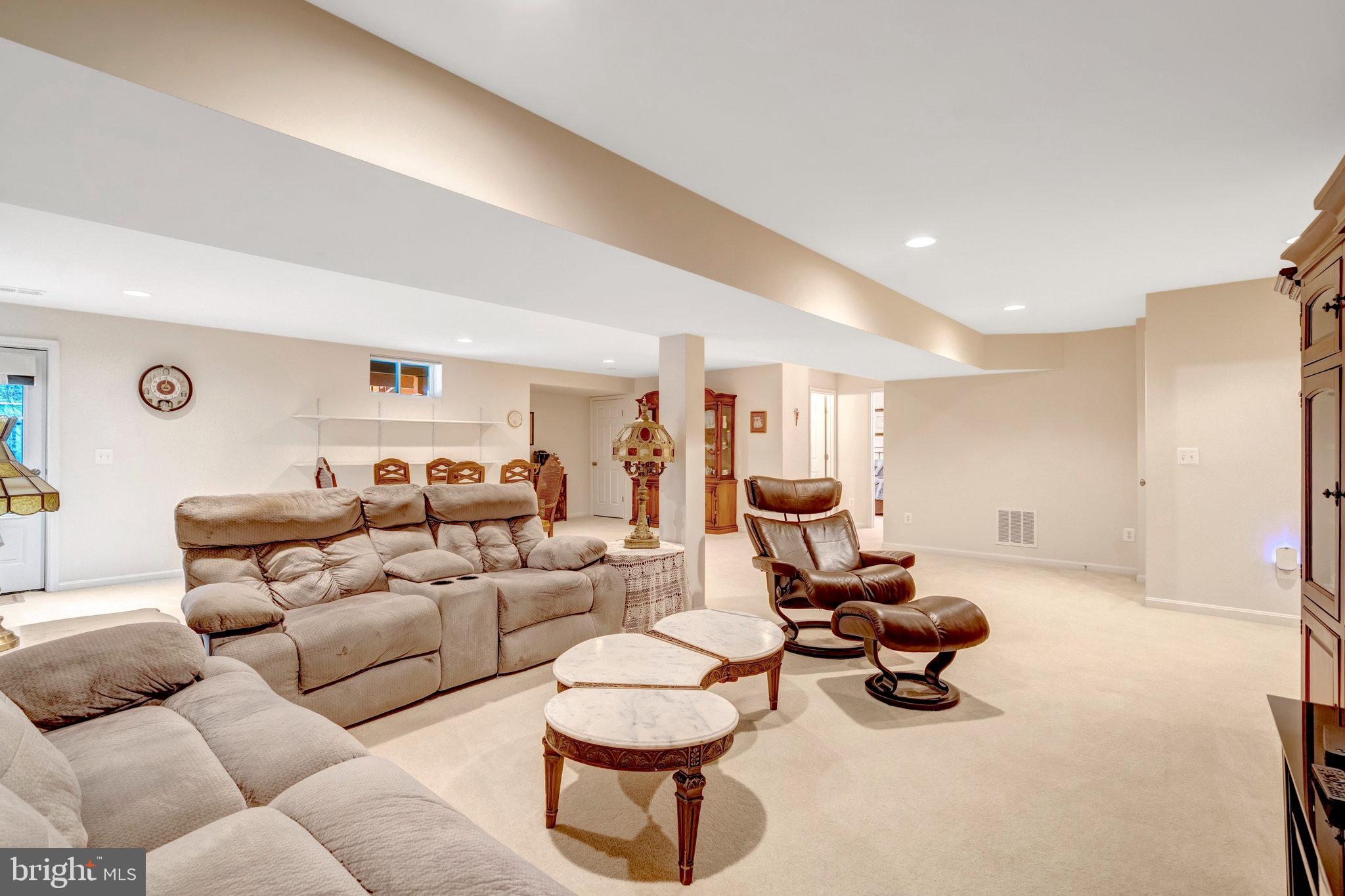 7726 Yalta Way Gainesville, VA 20155 - Photo 28 of 75