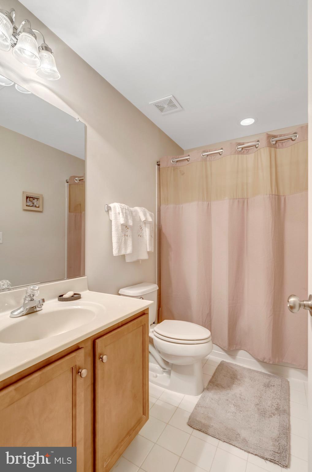 7726 Yalta Way Gainesville, VA 20155 - Photo 36 of 75